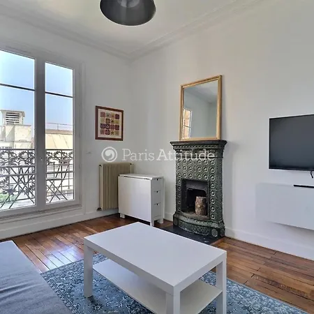 Montmartre - Balcony Overlooking 公寓 巴黎